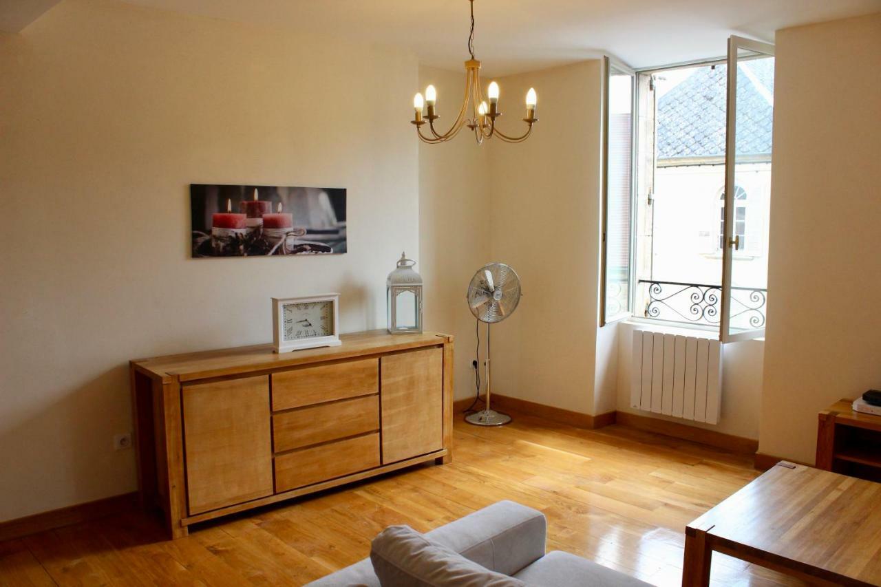 Un Joli Pied A Terre